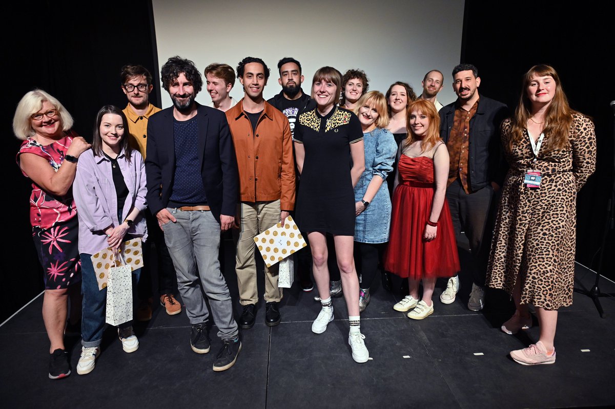 SYTYFunny's tweet photo. (3/3) This year's champ will win a cash prize, mentorship, a paid slot in the cinch presents @LatitudeFest Comedy Arena including a weekend pass, paid prime slots at @GleeClubBham &amp; @BoatShowComedy, headshots by @steveullathorne &amp; more!

Apply now at https://t.co/jMF4C3sYlt 🔥 https://t.co/Hohx131Gpp