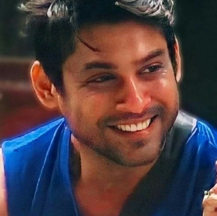 Anum76237871's tweet image. His Precious Smile Heals The Our Heart @sidharth_shukla 😍❤️

#SidhartShukla💖💖