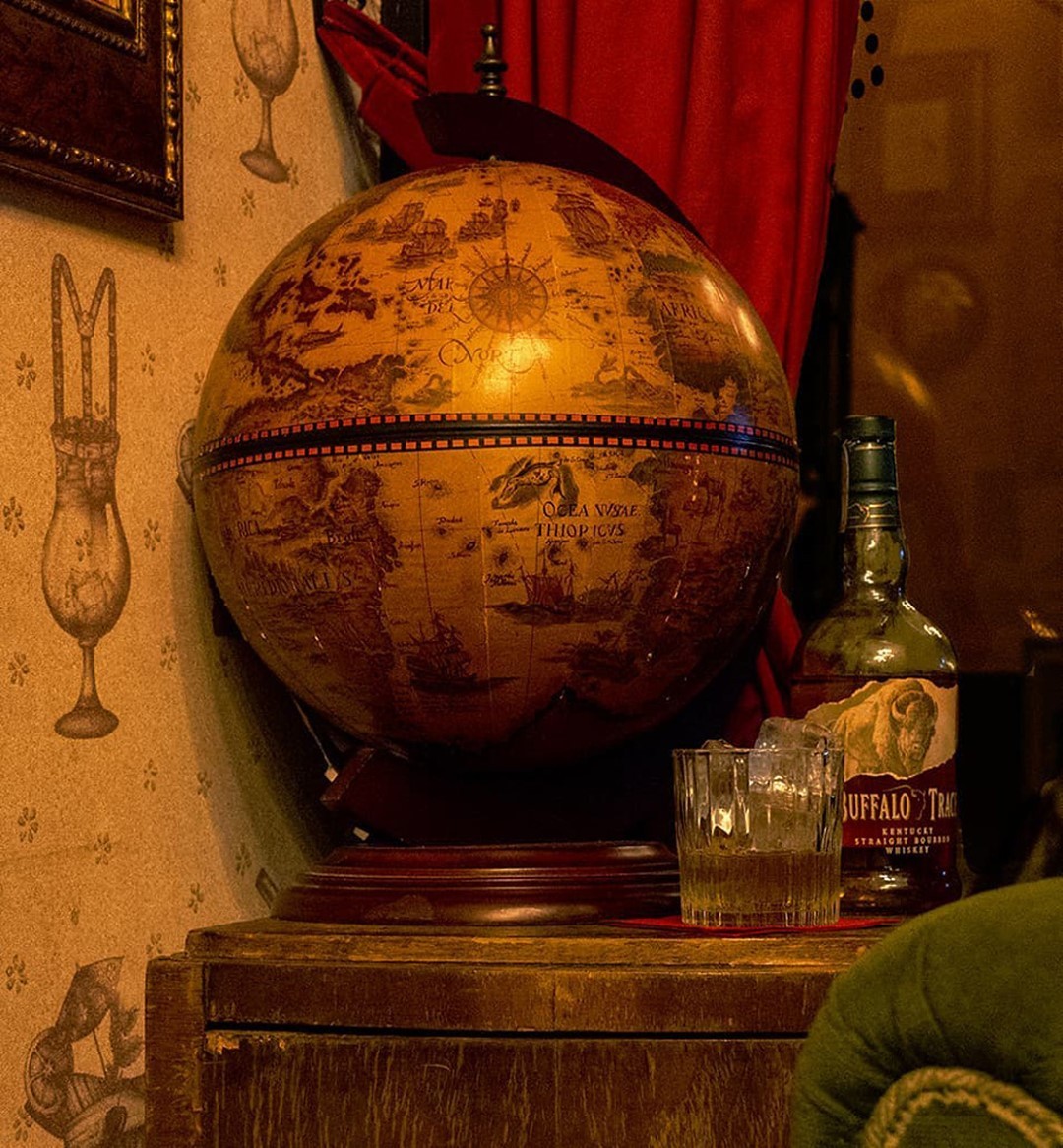 trace_india's tweet photo. Bourbon for the free spirit. Where will the beast lead you?
Picture Courtesy @buffalotrace
#buffalotrace #bourbon #whiskey #buffalotracedistillery #kentuckybourbon #themightybeast #bourbonwhisky #americanwhisky #whiskydram https://t.co/fxdUUJejKS