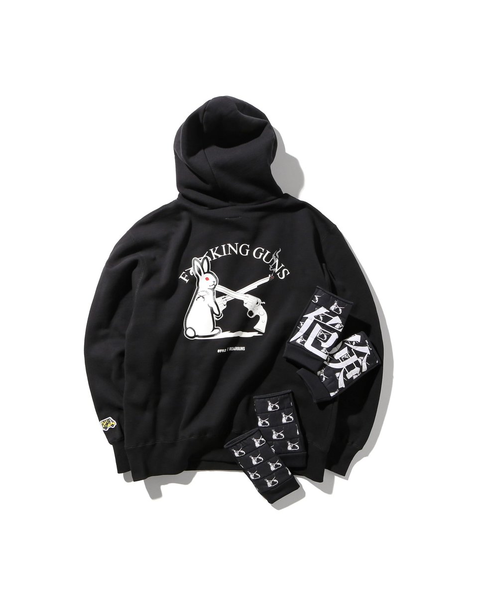 fxxkingrabbits's tweet photo. #FR2doko?exclusive.

roarguns collaboration with #FR2DOKO Hoodie&amp;glove.

#FR2ドコ？移動販売限定商品（1/8 #fr2gallery より販売）です。
無くなり次第終了となります。 https://t.co/M3smD3oCrb
