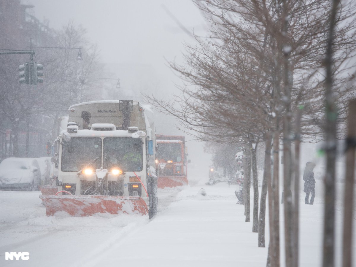 NYCMayorsOffice's tweet photo. .@NYCSanitation plows are out working hard. Let them do their job now, and it will be easier and safer to get around later.

Track their progress at https://t.co/UNYOwzoVxf https://t.co/Rb8rpb7GmB