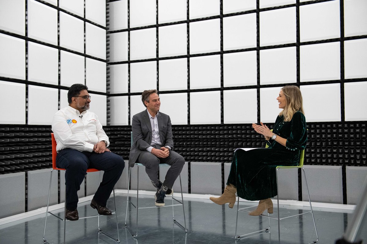 MahindraRacing's tweet photo. Have you watched our latest #StraightTorque ep featuring @FIAFormulaE's very own Jamie Reigle alongside our Team Principal @dilbagh_gill? π
Those who missed it can catch up right here β‘ https://t.co/er7zSOG922 https://t.co/nI4tkoWmTw