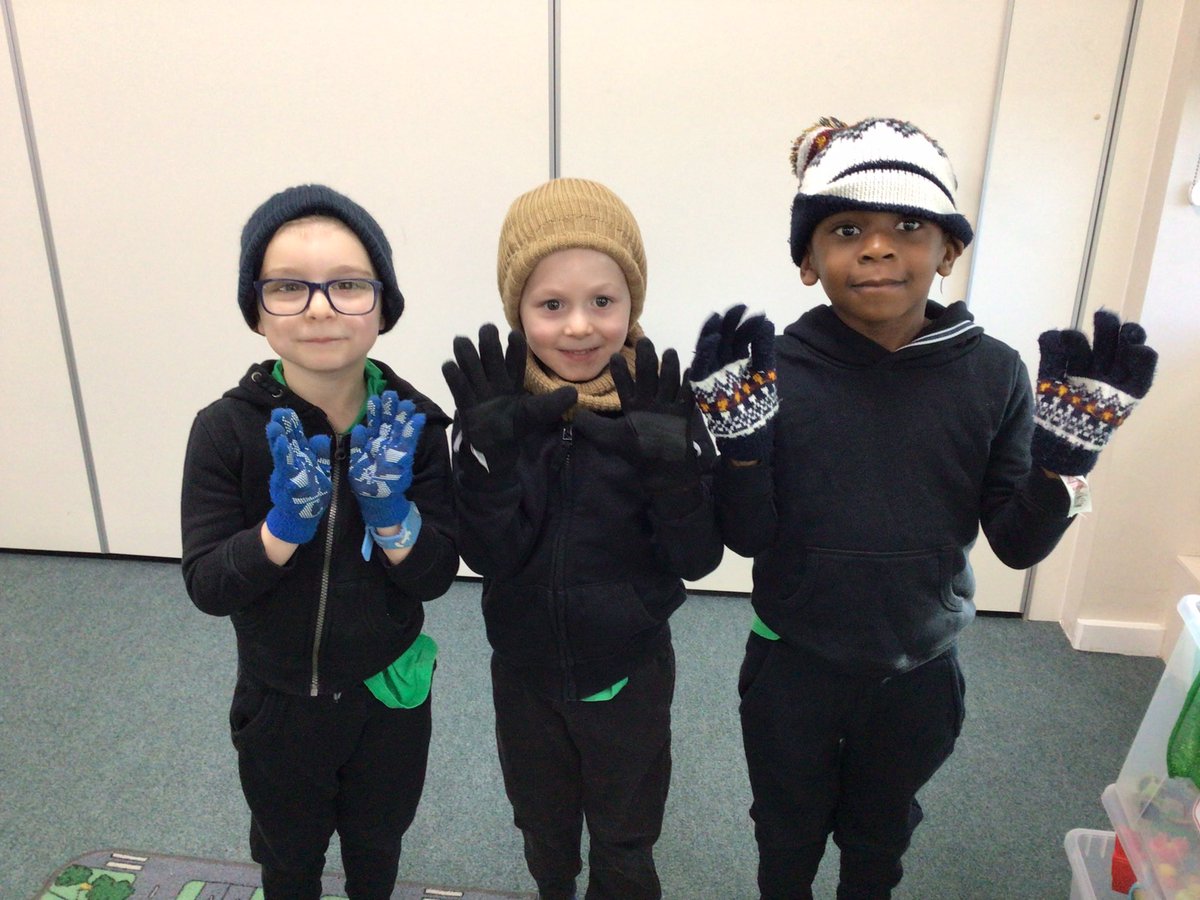 HighwoodPrimPE's tweet photo. A huge thank you to my models and their parents for remembering to send these children in with their winter PE kit plus the hats and gloves we requested in the autumn term newsletter. Don’t they look splendid! Make sure you are all kitted out next week 🥶🥶🥶 https://t.co/EtsMIpqpfa