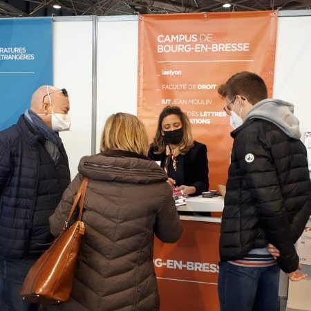 UJML's tweet photo. #Endirect du #salon @letudiant de Lyon @eurexpo : nos équipes sont présentes jusqu’à dimanche sur les stands U3, U5 et U15 pour présenter nos #formations.
#lyon3 #orientation #université #SHS https://t.co/6rbIwaXYNU