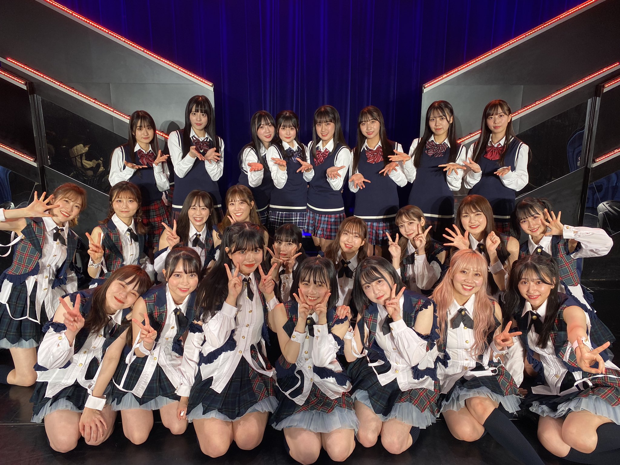 HKT48 上島楓 九州7県ツアー 福岡公演 直筆サイン入り 生写真 HKT48 上島楓 九州7県ツアー 福岡公演 直筆サイン入り 生写真