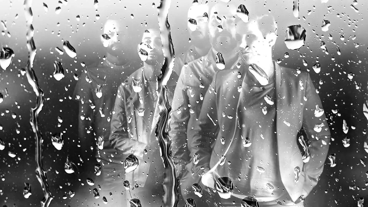 BurntUmberBand's tweet photo. 🎬 CLIP 🎬 
J-5 avant la sortie de notre prochain clip "Rainy Sunday" ! ➡️ https://t.co/FFa7BPnlrX 

Rendez-vous mercredi 12/01 à 20h pour vivre ce moment tous ensemble 😊 

⚠️ activez 🔔  et 👍 la vidéo dès maintenant pour nous soutenir 😉 

#burntumberband #clip https://t.co/VvLQFxLmhN