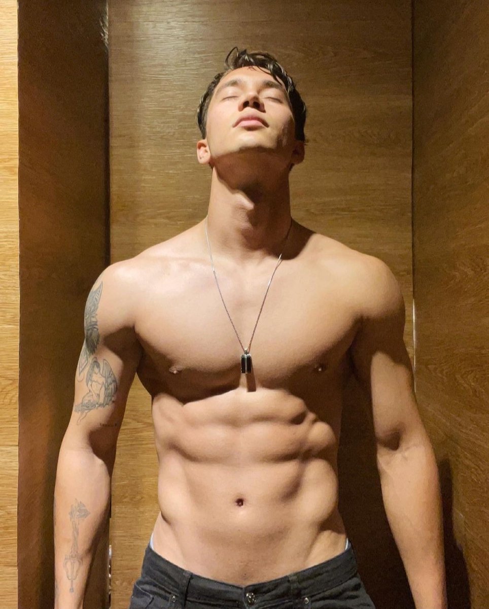 MylowFans's tweet photo. 😋 https://t.co/ylqByoItbL
