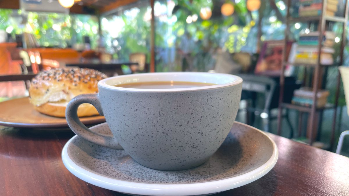 sadcoffee6's tweet photo. Last day. 😭 See you again soon, Davao. #SoloCoffee https://t.co/VQeQHykm7l