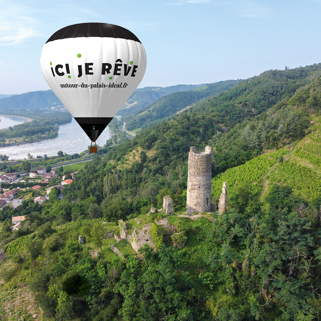 OTDromArdeche's tweet photo. Des vols en #montgolfière au-dessus du Palais Idéal à Hauterives dans la #drome et des vignobles de Saint-joseph en #ardeche toute l'année. Vue du ciel, la vie est plus belle ! Réservez votre vol: https://t.co/2pv7R0tkx5 https://t.co/J4zpin1SCK