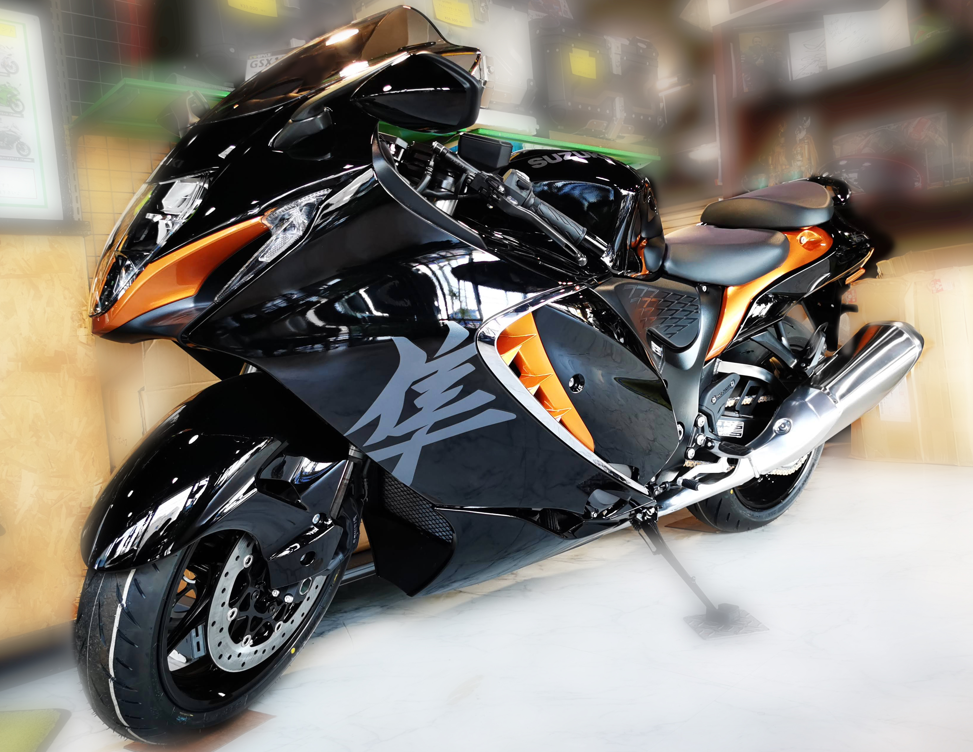 تويتر K S Style 公式 バイクのカスタムペイント パーツアクセサリー على تويتر Gsx1300r Hayabusaが入荷 展示中 1台即納です カッコいいです 詳細はgoobikeにて T Co Mmze5mzzm5 Gsx1300r Hayabusa 隼 Suzuki 即納 バイク オートバイ