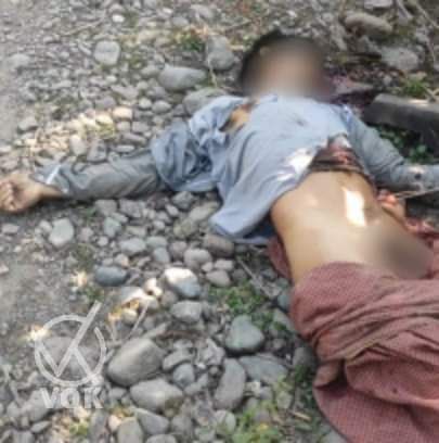 willa20419's tweet photo. In Natchaung village, Kale town, Sagaing region, junta soldiers deliberately shot at 2 innocent local residents until their death yesterday. The terrorists also burnt down a motorcycle. #ASEANStopHunSan #2022Jan7Coup #WhatsHappeningInMyanmar https://t.co/n6JuV7JXgT