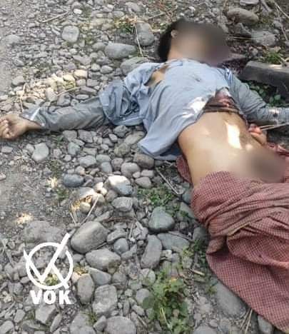 willa20419's tweet photo. In Natchaung village, Kale town, Sagaing region, junta soldiers deliberately shot at 2 innocent local residents until their death yesterday. The terrorists also burnt down a motorcycle. #ASEANStopHunSan #2022Jan7Coup #WhatsHappeningInMyanmar https://t.co/n6JuV7JXgT