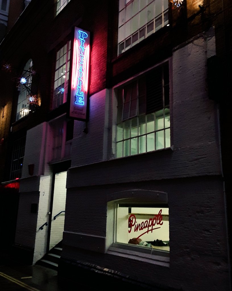 LondonersLondon's tweet photo. My 223rd #LondonersLondon tip for #CentralLondon - @pineappledance 7 #LangleyStreet in @CoventGardenLDN. Founded in old Pineapple warehouse by #DebbieMoore 1979. It has become globally famous thanks to use by likes of @Madonna, @Beyonce & @kylieminogue. #LetsGuide #UniquelyLondon https://t.co/TGacUWGHQ5
