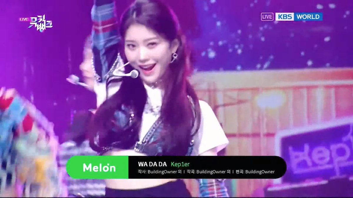 sxtloml's tweet photo. SHEN XIAOTING AT MUSIC BANK WHAT THE HELL MAAM https://t.co/u3Smm1fJbX