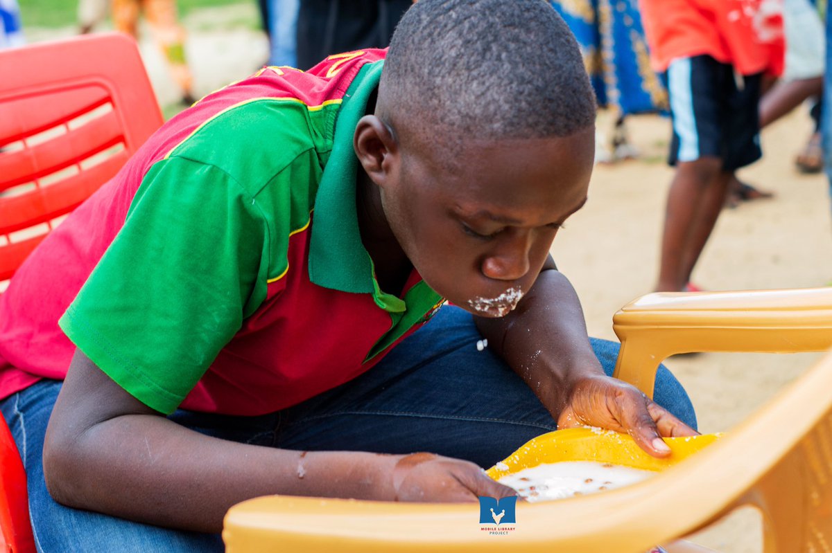 Boa_Daakye's tweet photo. Images from the eating competition by participants. #festivefiesta2021.
📷: Ama_Sojay
#mobilelibraryproject
#boadaakyefoundation
#festivefiesta2021
#christmaswithkids https://t.co/uBeWbuf8as