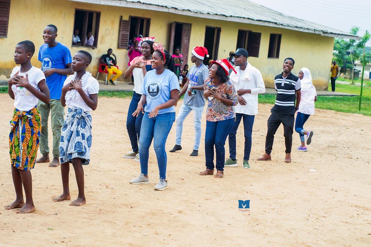 Boa_Daakye's tweet photo. Images from the cultural dance by participants. #festivefiesta2021.
📷: Ama_Sojay
#mobilelibraryproject
#boadaakyefoundation
#festivefiesta2021
#christmaswithkids https://t.co/SNbRksKw5Y
