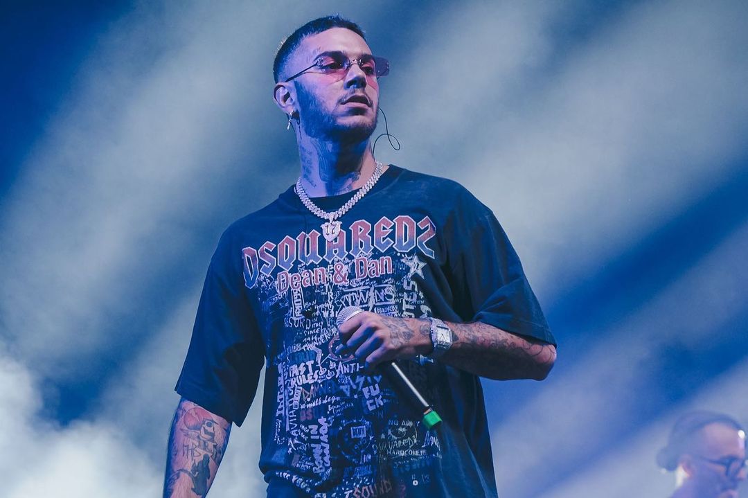 RapologiaIT's tweet photo. Sick Luke, Emis Killa, Side Baby - Pezzi da 20 (testo) - https://t.co/7MYEyYv0ar #EmisKilla #Gazzelle #Lyrics #SickLuke #SideBaby #Tedua #TestiRap #X2 https://t.co/gWFVuoElc6