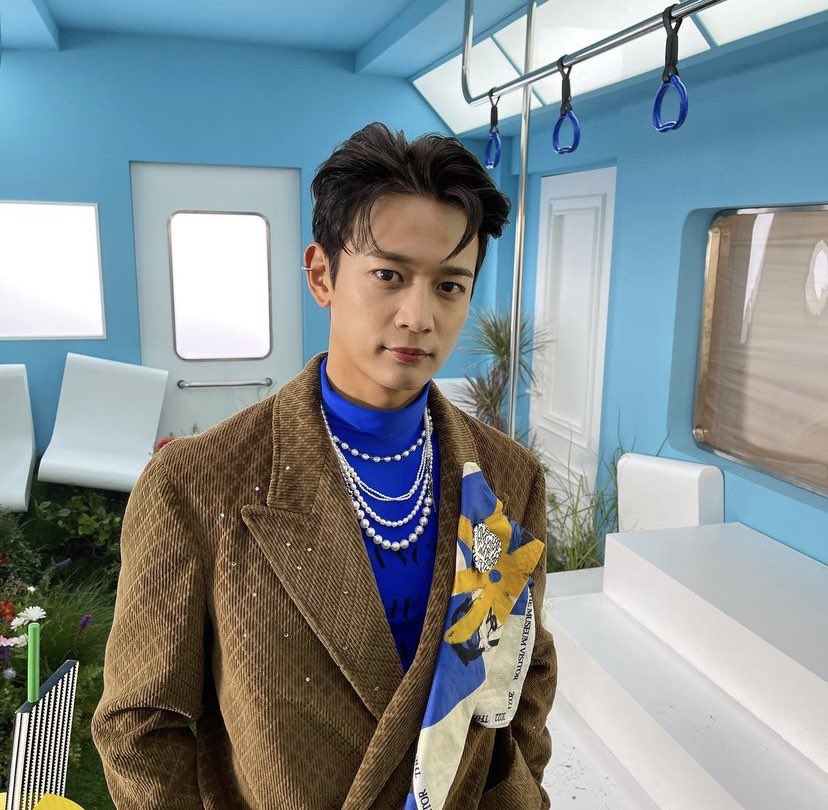 Shawol_France's tweet photo. [INSTAGRAM] ©choiminho_1209 20211230

"SM CU.
SHINee."

#SHINee                #샤이니 #ChoiMinho #Minho                #최민호 #민호 🔥

🦋 https://t.co/pTAcMrHvDj