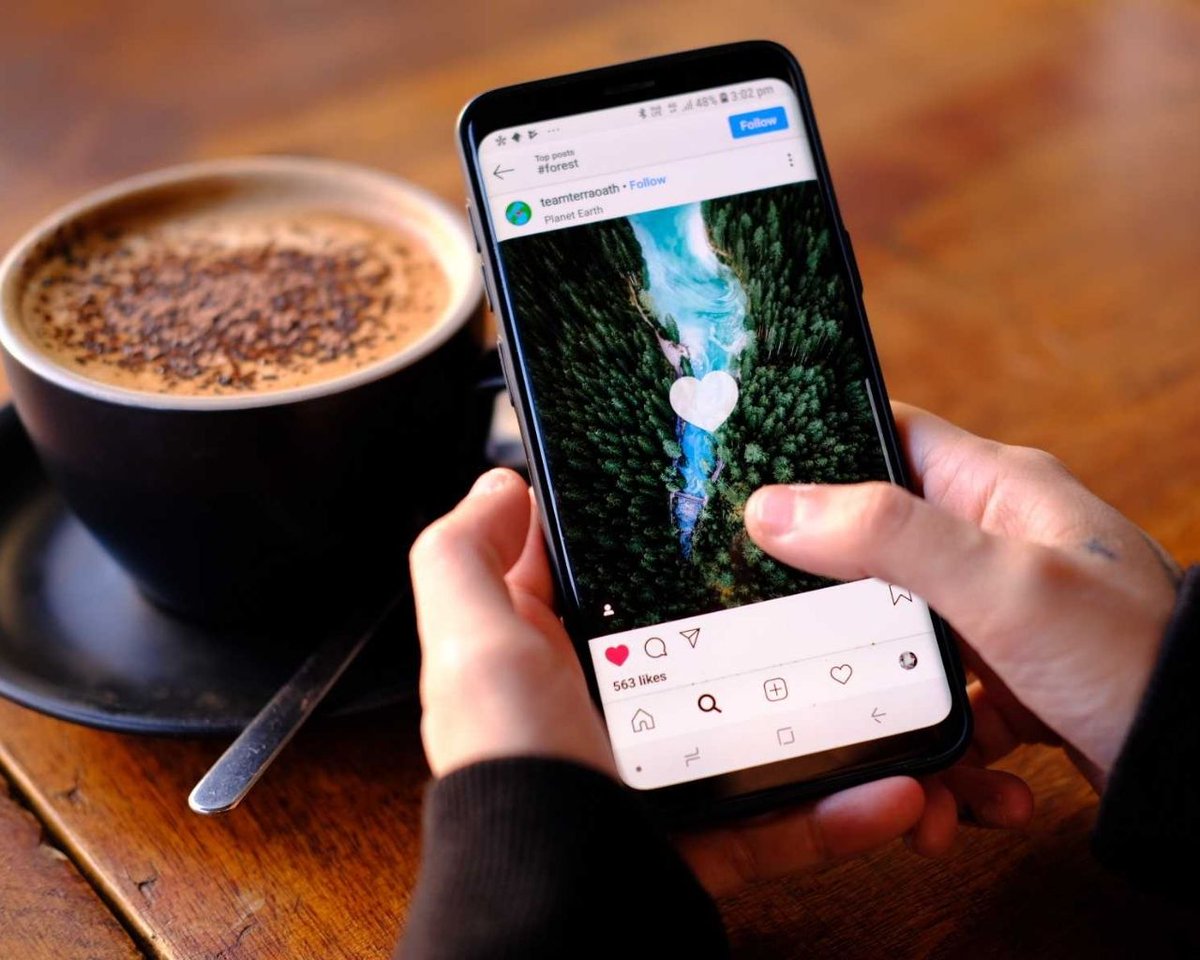 #Faktenfreitag: Beiträge mit einer Standortverlinkung erzielen auf Instagram bis zu 79% mehr Interaktion. Wusstet ihr, dass schon? 

#faktenfreitag #onlinemarketing #interaktion #lkaagentur #marketingagentur