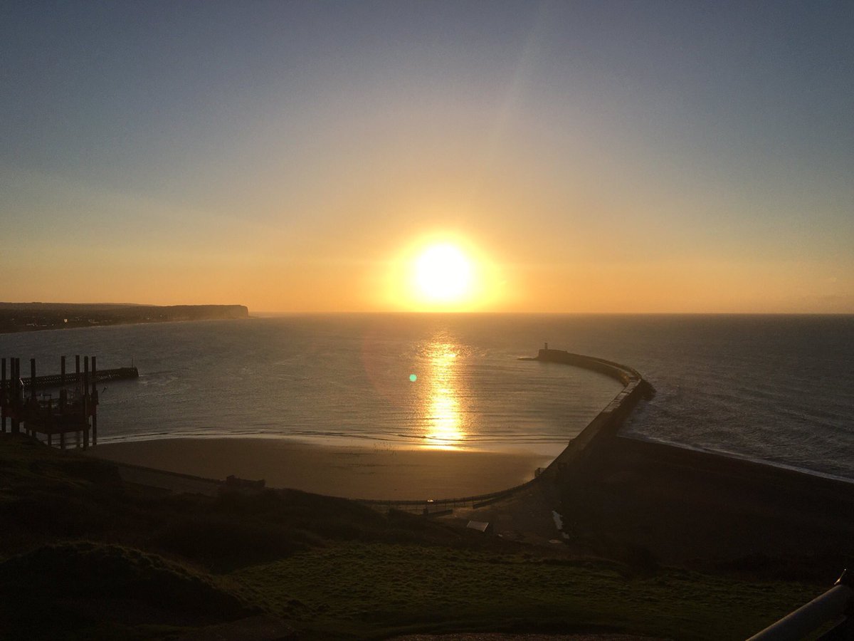 Nat_Coastwatch's tweet image. This is just one of the benefits of being a volunteer NCI Watchkeeper.

📷: @NCINewhaven 

#FridayFeeling #ViewFrom #EyesAlongTheCoast
