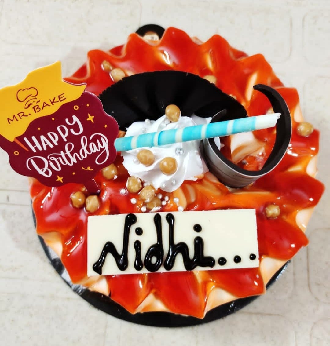 nd_passion's tweet photo. #cakes
My birthday cakes🥰😍 https://t.co/XiVnY0RpUC