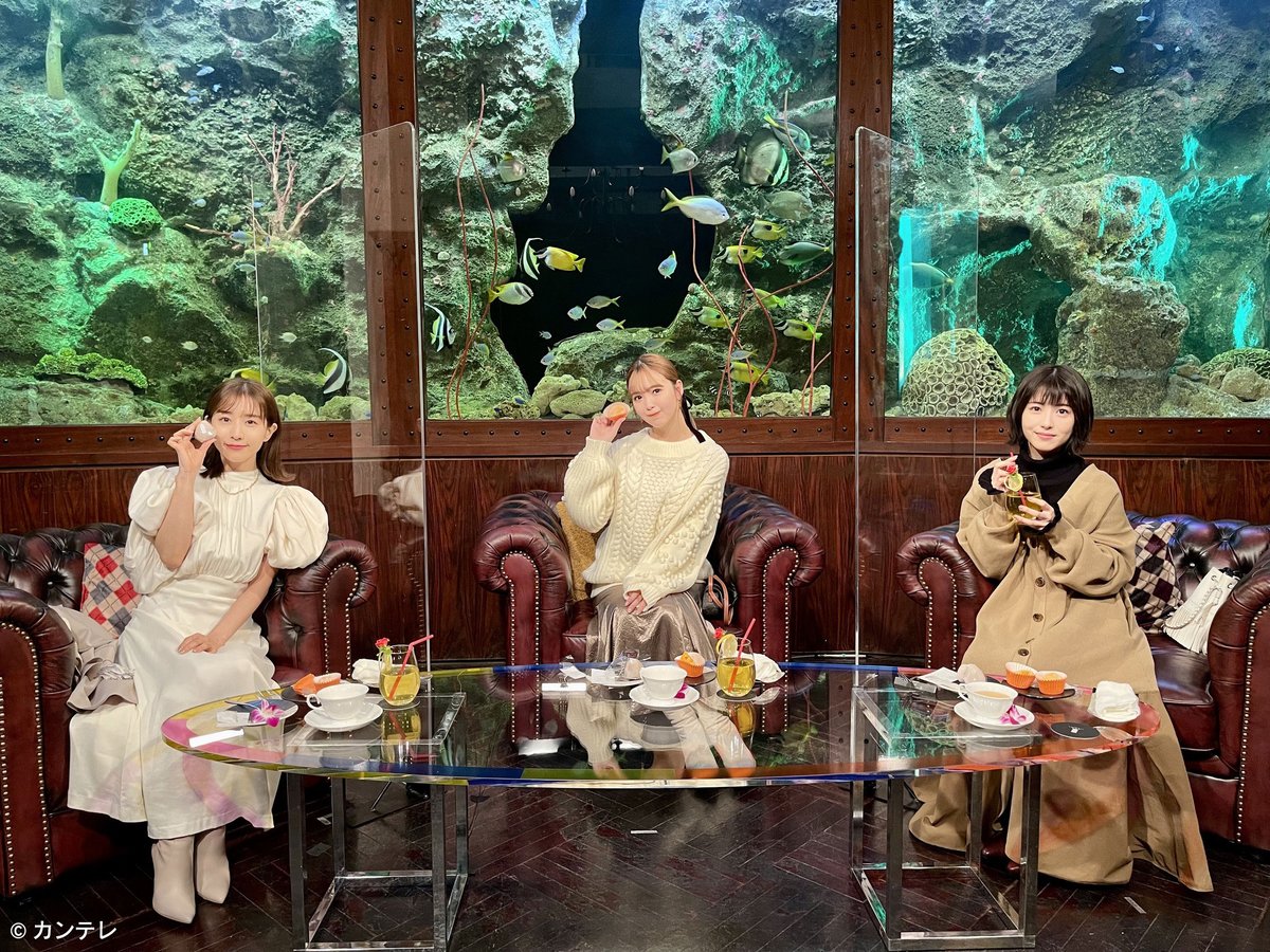 fujitv's tweet photo. 🌙夜10時30分から放送📺
『グータンヌーボ２スペシャル』

浜辺美波さんの知られざる素顔とは…😳
尾上松也さんがハマって
理事にまでなってしまったある趣味とは一体⁉️

恋や生き方について
豪華ゲストを迎えてたっぷり語り合います💬

@gutan_ktv
https://t.co/2l65yrMvQL https://t.co/5Yf9UmEn8p