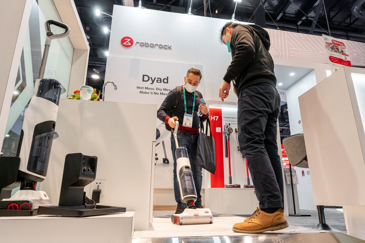 roborockglobal's tweet photo. More from Day 2 of @CES. Another busy day with plenty of people checking out all the exciting tech on hand, including our new Roborock S7 MaxV Ultra and Dyad.
#CES2022 #RoborockCES https://t.co/YLrxpOx0dG