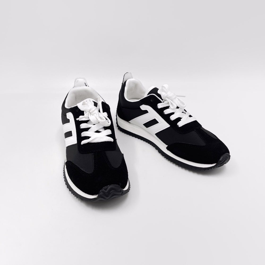 1MODA's tweet photo. JEEINI Sneakers 8038
https://t.co/lkGTKpPfTF

B2B Wholesale Only

#kickstagram #instafashion #feetstagram #eyecandy #sneakerfreak #kicksoftheday #sneakerhead #shoe #footwear #sneakers #featuredfootwear #footwearfashion #sneaks #b2b #shoewholesale https://t.co/NEp64vSEwz