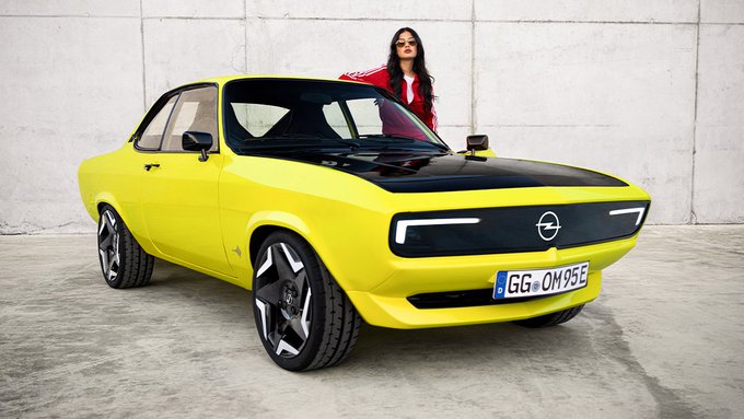 OpelAgrogil's tweet photo. Cargado de energía y con un atrevido diseño que rompe con todo. Así es el #OpelManta GSe ElektroMOD. Y muchas personas lo están disfrutando ya como regalo de #Reyes. ¿Es tu caso?

Si no, pide info sin compromiso y déjate enamorar. 💚

#FelizViernes https://t.co/vQN8cGPed3