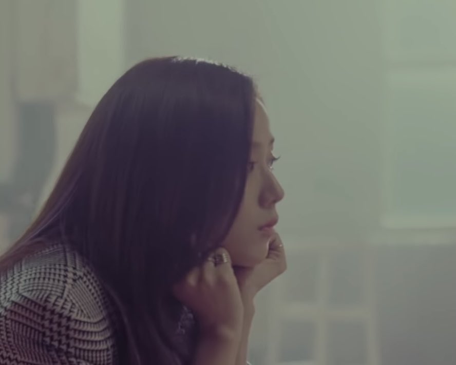 haesoowrites's tweet photo. “𝘀𝘁𝗮𝘆”
𝗮 𝗵𝗮𝗲𝘀𝗼𝗼 𝗮𝘂

— jisoo loses the love of her life from a terminal illness. to cope, she continues to message her lover’s number as if he was still there. what happens if after a few texts, she actually gets a response from the other end? https://t.co/M7PVXM2xd3