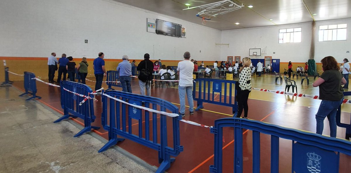 El <a href="/AytMolinaSegura/">Ayuntamiento de Molina Segura</a> ofrece realizar test de antígenos al personal de las escuelas infantiles municipales y concertadas. El dispositivo se instalará el domingo, 9 de enero, de 10.00 a 12.00 horas, en el pabellón de la Ciudad Deportiva El Romeral. bit.ly/3HKfkdg