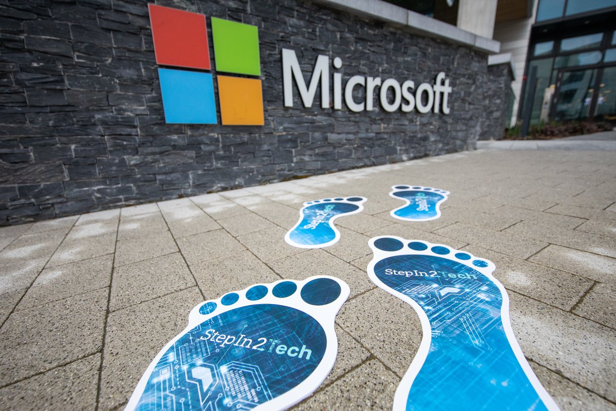 Microsoftirl's tweet image. #StepIn2Tech has helped 4,000+ people to foster in-demand digital skills & open new career pathways in the #digitaleconomy.
If you are looking for a free digital skills training course to kickstart your career, take a StepIn2Tech here: msft.it/6011ZJ2NP
#PathwaysForLife