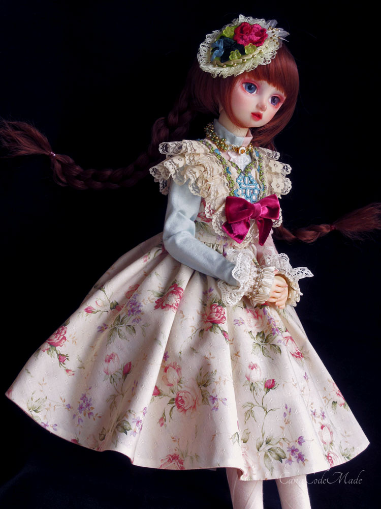 canacodemade's tweet photo. 新作の追加受注分、お陰様でラスト1着となりました◎変身していろいろ楽しめるドレスです。気になっておられる方は是非よろしくお願い致します☺ #CanaCodeMade #青ゐ鳥洋品店 https://t.co/OK5OKIUjOD
