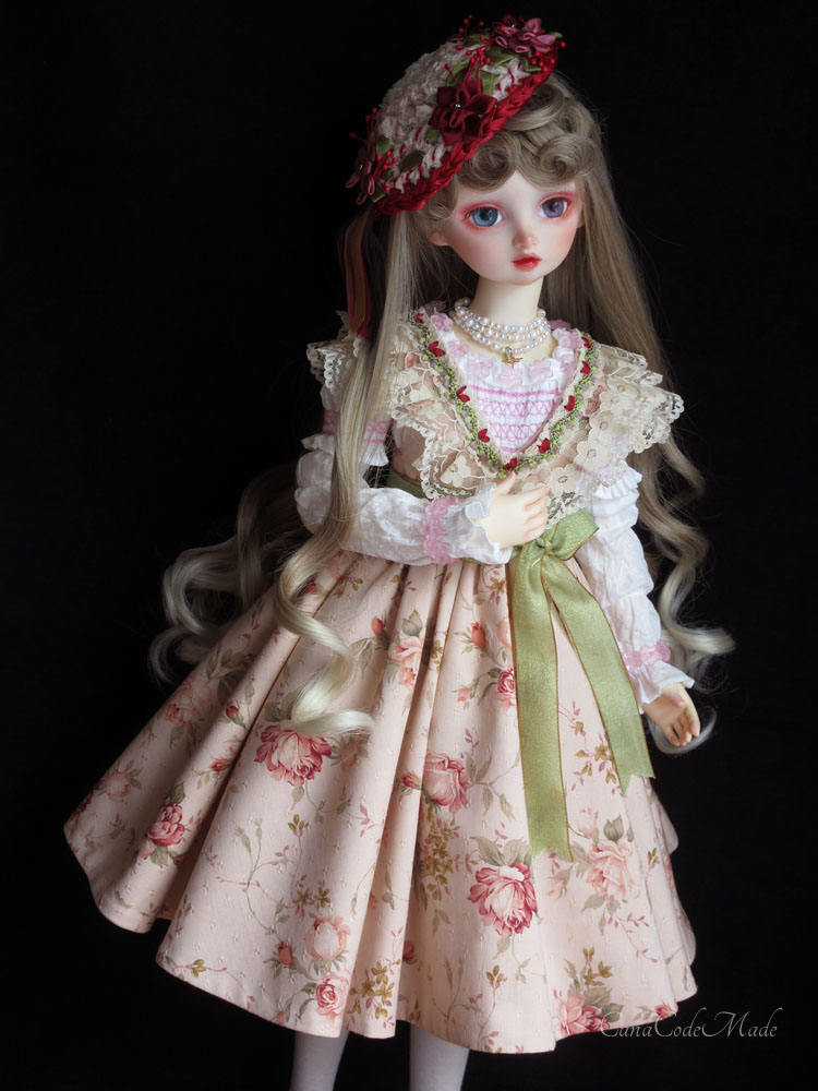 canacodemade's tweet photo. 新作の追加受注分、お陰様でラスト1着となりました◎変身していろいろ楽しめるドレスです。気になっておられる方は是非よろしくお願い致します☺ #CanaCodeMade #青ゐ鳥洋品店 https://t.co/OK5OKIUjOD