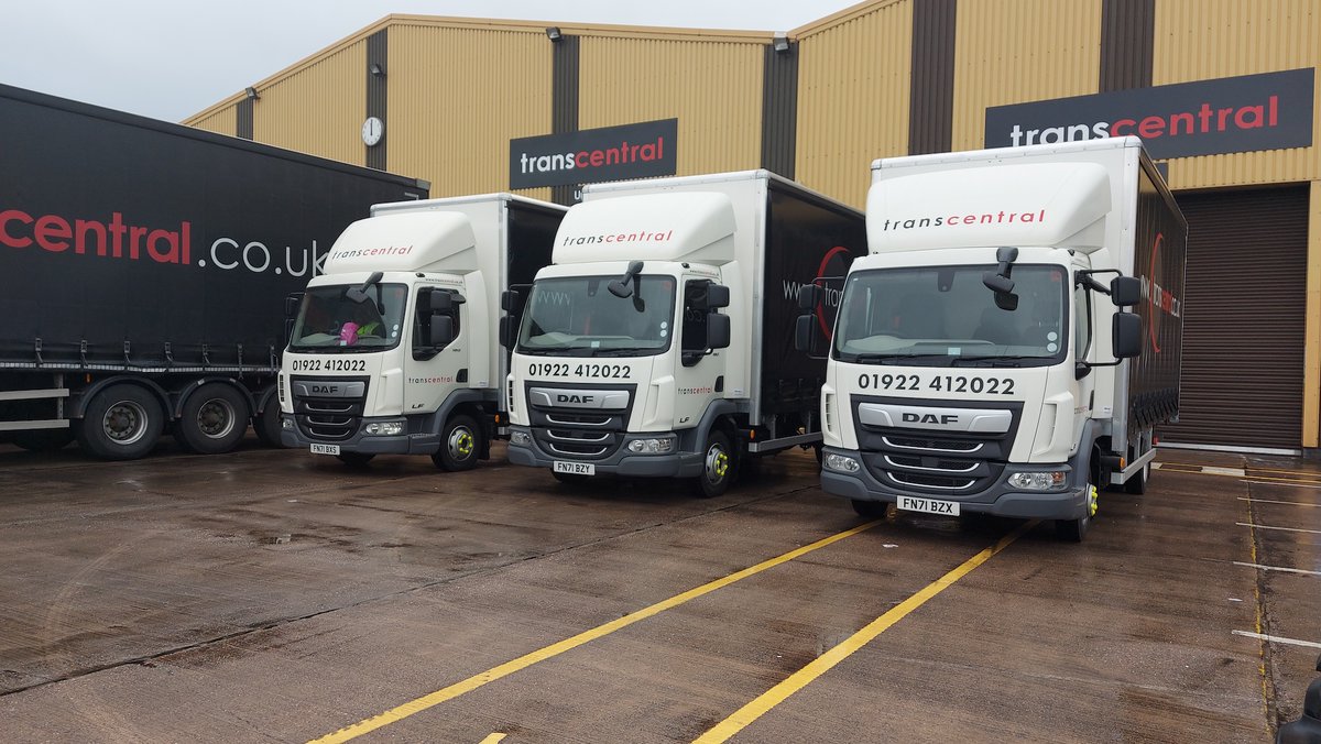 TranscentralUk's tweet image. We are delighted to announce we have extended our fleet with 3 brand new 7.5T vehicles. 
Thank you to Peter Bosi @Alltruckplc for assisting in building the trucks just how we wanted them!
We can’t wait for you to spot them!!
 
#transcentral
#ukandeurope
#alltrucks
#DAFtrucks