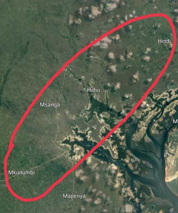 IntelAfrica's tweet photo. Kenya's Border Patrol Unit repulse AS militants &amp; neutralize 10, wounding several others after they attacked a mobile patrol unit headed to Mokowe with an RPG killing 4 GSU officers from Kasakairo camp.

Location: Milihoi - Lamu. https://t.co/ifnh40z0MX