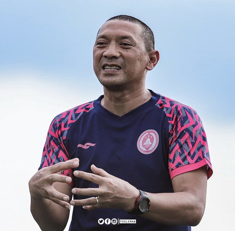 976Stud's tweet photo. Menunggu kejutan di laga-laga selanjutnya, nuwun coach! 🙌

Foto: @PSSleman 

#COSE #PSSterus https://t.co/sydCJ69cw0