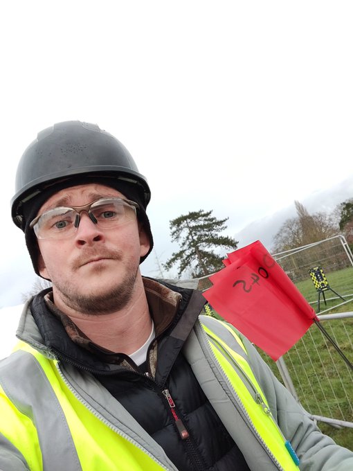 Because Twitter loves red flags🚩🚩 https://t.co/ZWHS4lIyJb<a href="/tag/fuckingknackered"class="tags"><span>#fuckingknackered</span></a>