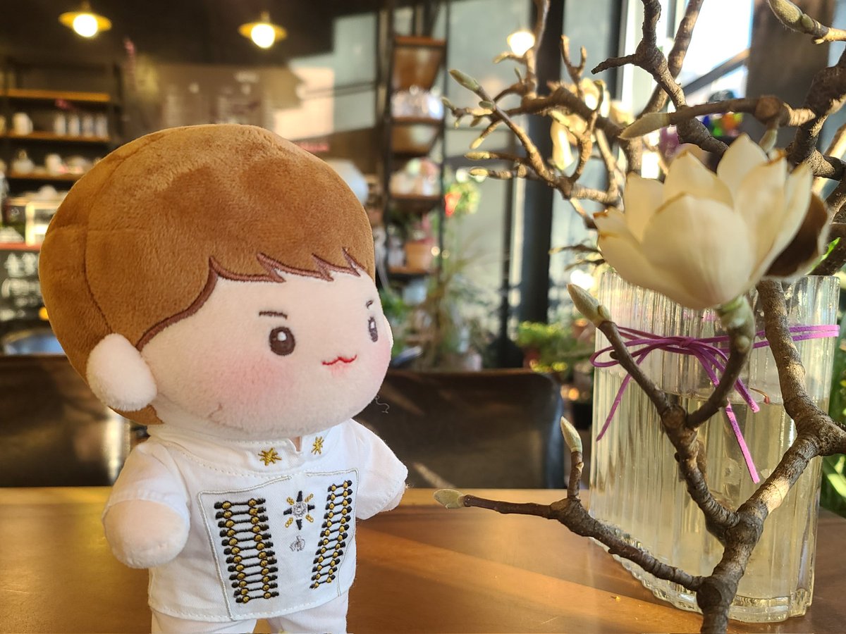 gooreumsomworld's tweet photo. 쓰담쓰담🤚🏻🤚🏻🤚🏻🤚🏻🤚🏻
제복이 잘 어울리는 완벽한 내 아가들
💎💎💎💎💎
무슨 말이 더 필요할까⁉️
🐰🐶🦊🦌🐥

세뚜세뚜 
샤니몽 아가들에게 입혔어여🙏🏻👍🏻💗

#샤이니콘서트제복
@BRAVE_TAEM https://t.co/nAHvydBcDU