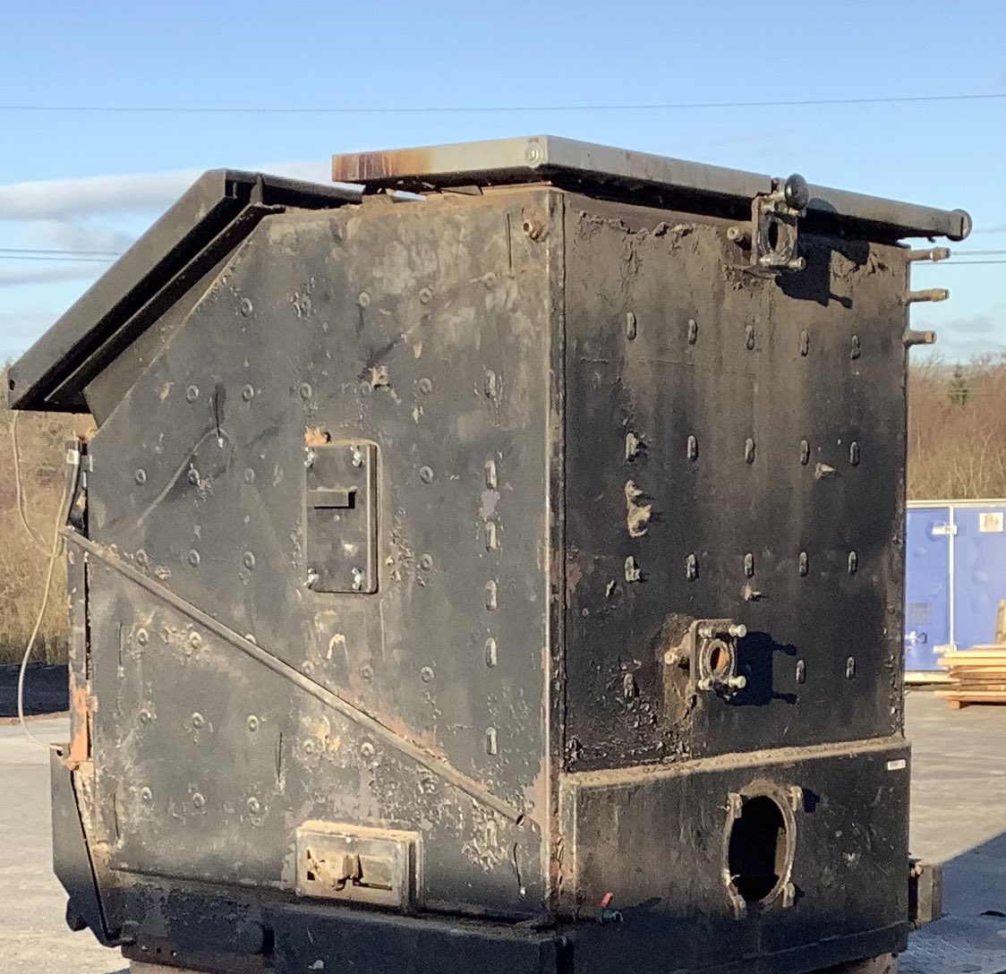KeithMarchant's tweet photo. Not so very long ago this 100Kw leaking Viessmann log boiler would have been condemned as beyond economical repair and a new one ordered. Not now removed from site to be repaired.
 #bbs #wefixbiomass #service #maintenance 

BBS we just fix biomass boilers https://t.co/ZRrpDDo2HH