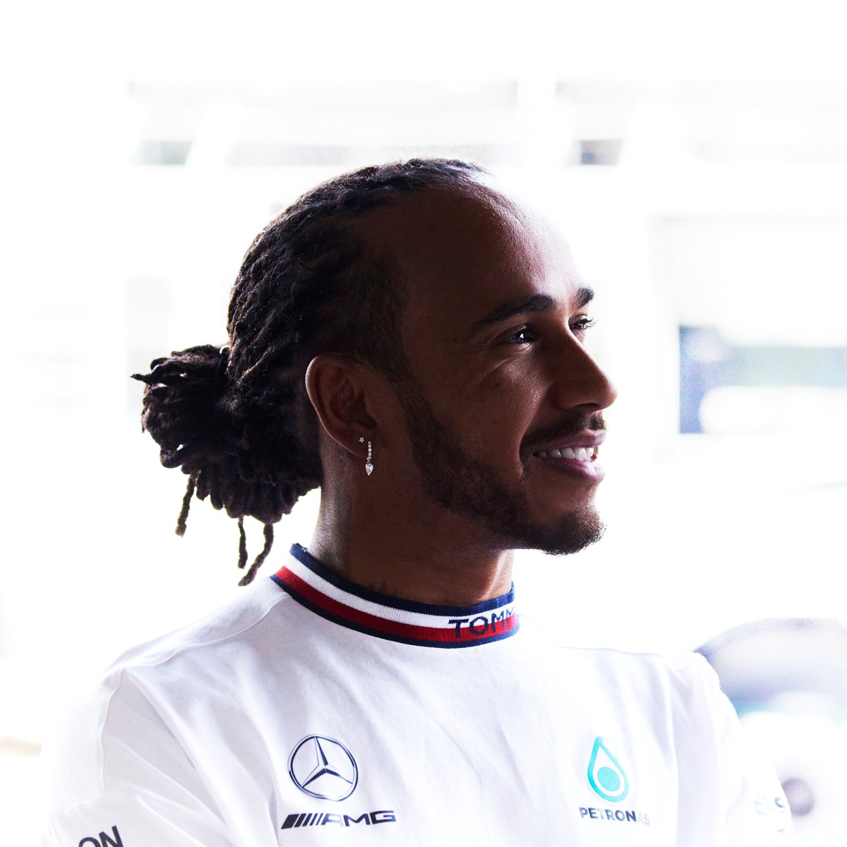 tangerinesghost's tweet photo. #HappyBirthdayLewisHamilton 
#LewisDay https://t.co/OofTZmTbhQ
