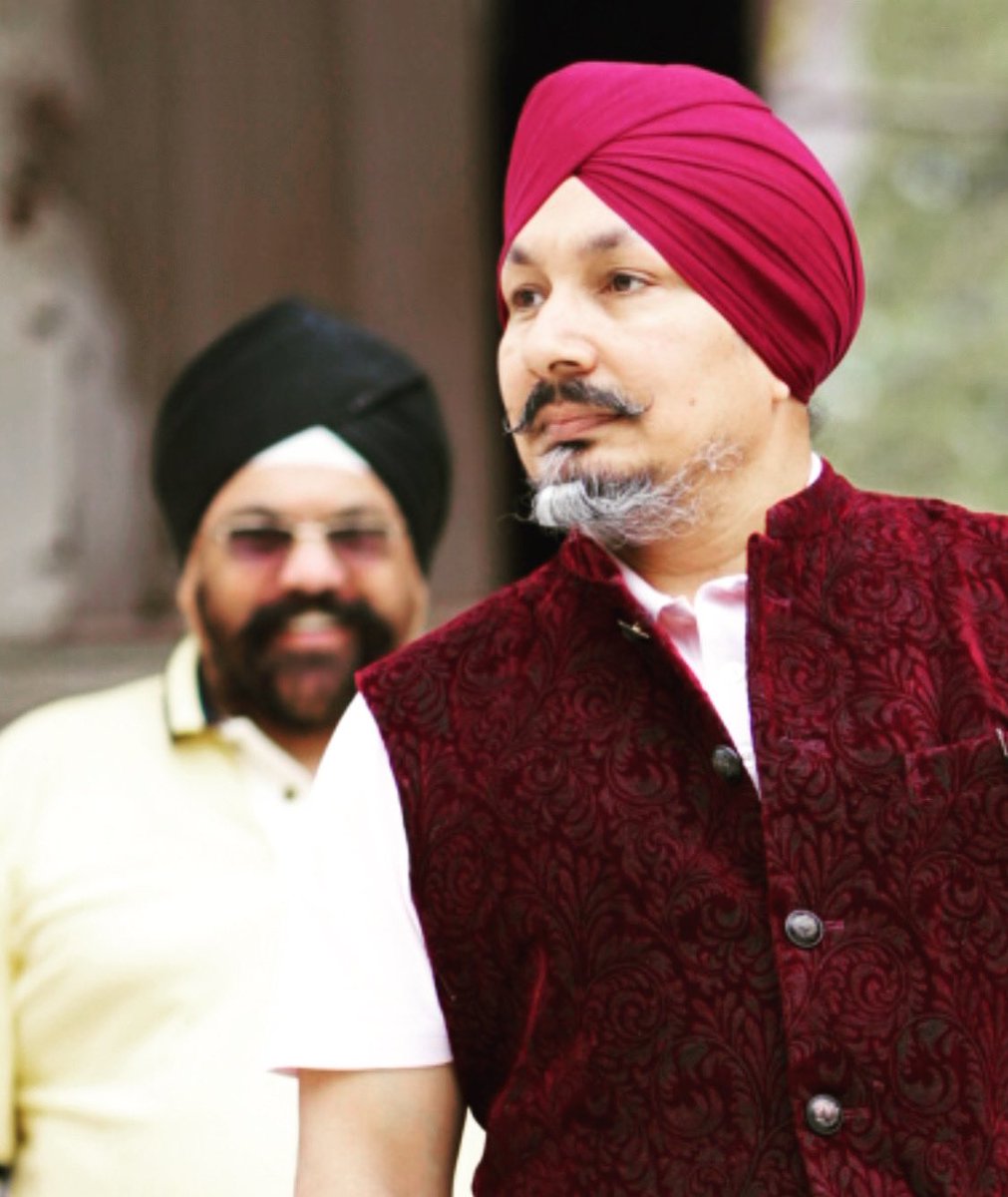 We all have our individual goals in life, and the reasons we choose to go down a path are just as unique. But at the same time, we also have much in common: for example, we all want to advance and improve. Stagnation and routine are not natural to us as human beings.