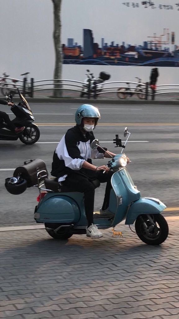 ari 💌 tweet media