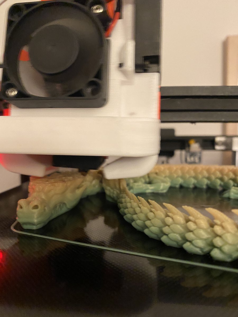 jjbrunton's tweet photo. Before buying a 3d printer: "Think of all the amazing practical things I could print"

How it's going: "Dragons"

#3Dprinting https://t.co/fmYbrck3GS