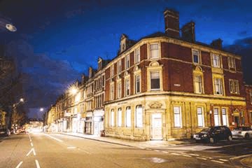 Watsonco2014's tweet photo. Happy new year everyone #92 whiteladies road, Clifton https://t.co/VblHXatC0S
