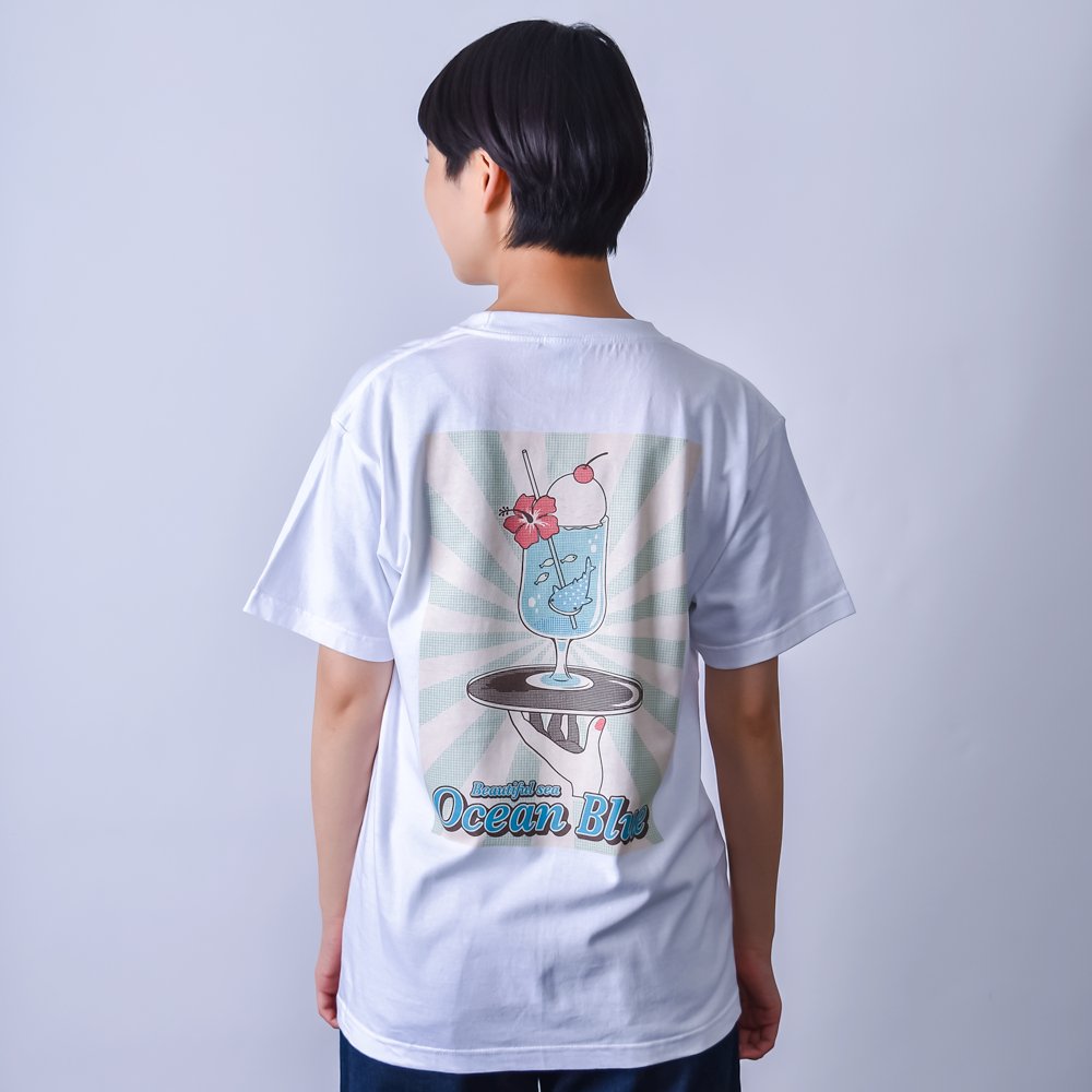 【モデル着用写真紹介📷】

「クリームソーダ」
ttrinity.jp/product/8379957
REDOさん（<a href="/Redo_gd2/">REDO</a>）

モデル：深田 栞里さん（<a href="/clip_0000/">深田 しおり</a>）
164センチ/5.6オンスTシャツ Mサイズ着用