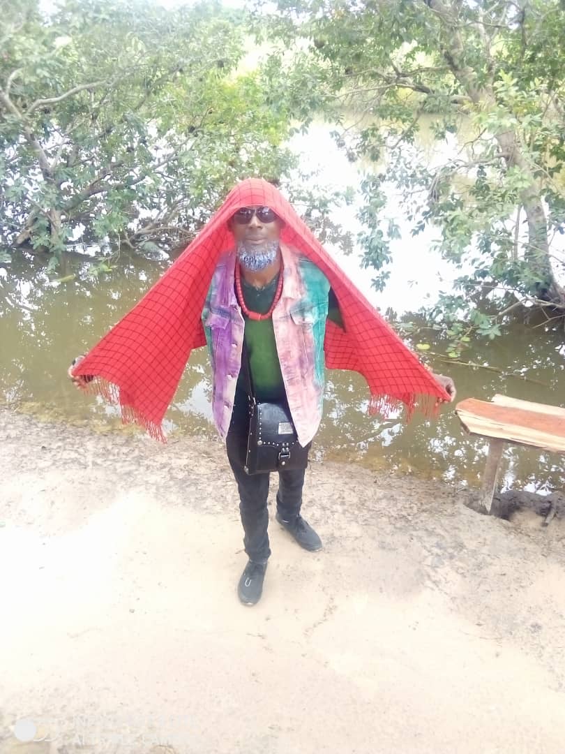 ChikoChali's tweet photo. New video loading Mr.kutwa ft Chiko Chali https://t.co/igGmPCf9pl