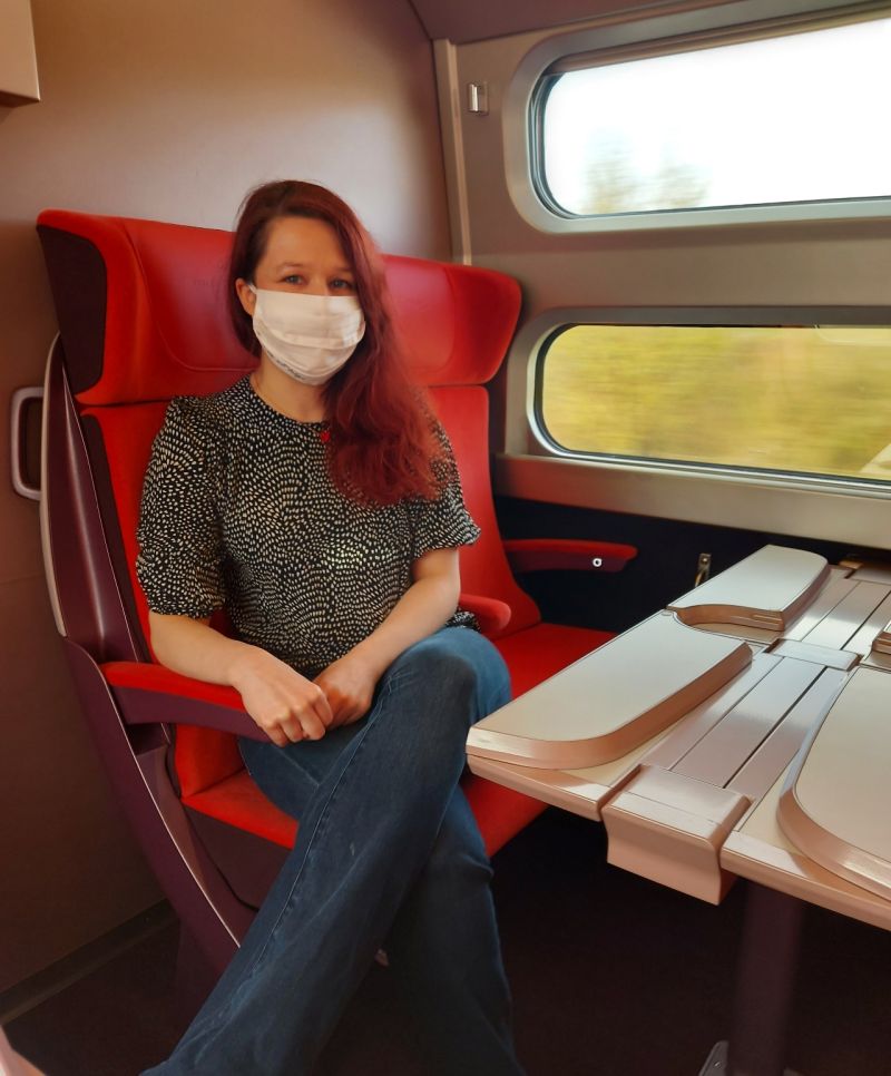 a_lex_i's tweet photo. New Year, New train 🍾🥳💫
What a pleasant surprise this morning when I realized I'd get to take my very first train trip of 2022 onboard our #newThalys #Ruby !
Here's to more travels and fun projects! #happy2022 🚄 https://t.co/UxCWv3BwbR