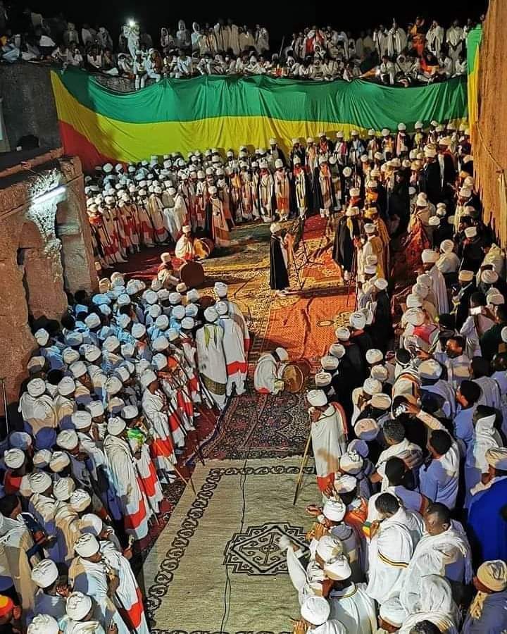 HenokAdane58's tweet photo. መልካም ገና! https://t.co/KiLthqUdhH