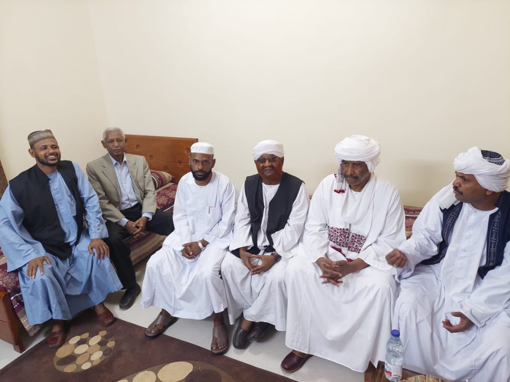YousifAlneima's tweet photo. الحاضنة الجديدة لرئيس حزب المؤتمر الوطني السابق في نيرتتي.
- في سياق تصحيح مسار الثورة..
🥴🥴🥴
#مليونية6يناير #مليونية9يناير
#الردة_مستحيلة #لاتفاوض_لاشراكة_لاشرعية #Jan6March #SudanCoup #Susan https://t.co/PGq5QUXnwE